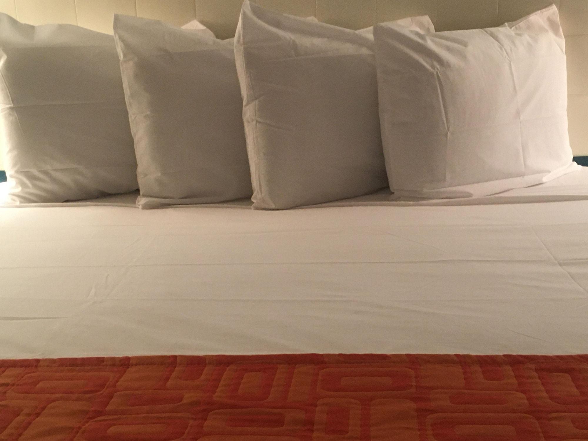 ฮาวเวิร์ด จอห์นสัน บาย วินด์แฮม เบเคอร์สฟิลด์ Hotel เบเกอร์สฟีลด์ ภายนอก รูปภาพ