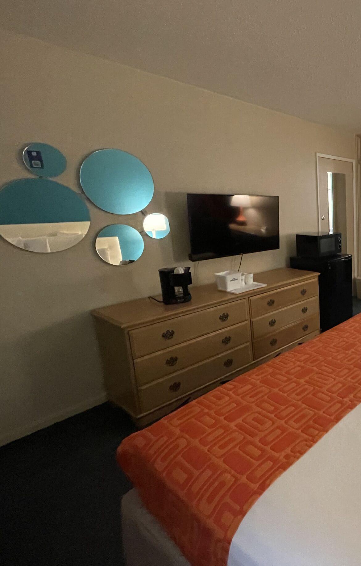 ฮาวเวิร์ด จอห์นสัน บาย วินด์แฮม เบเคอร์สฟิลด์ Hotel เบเกอร์สฟีลด์ ภายนอก รูปภาพ