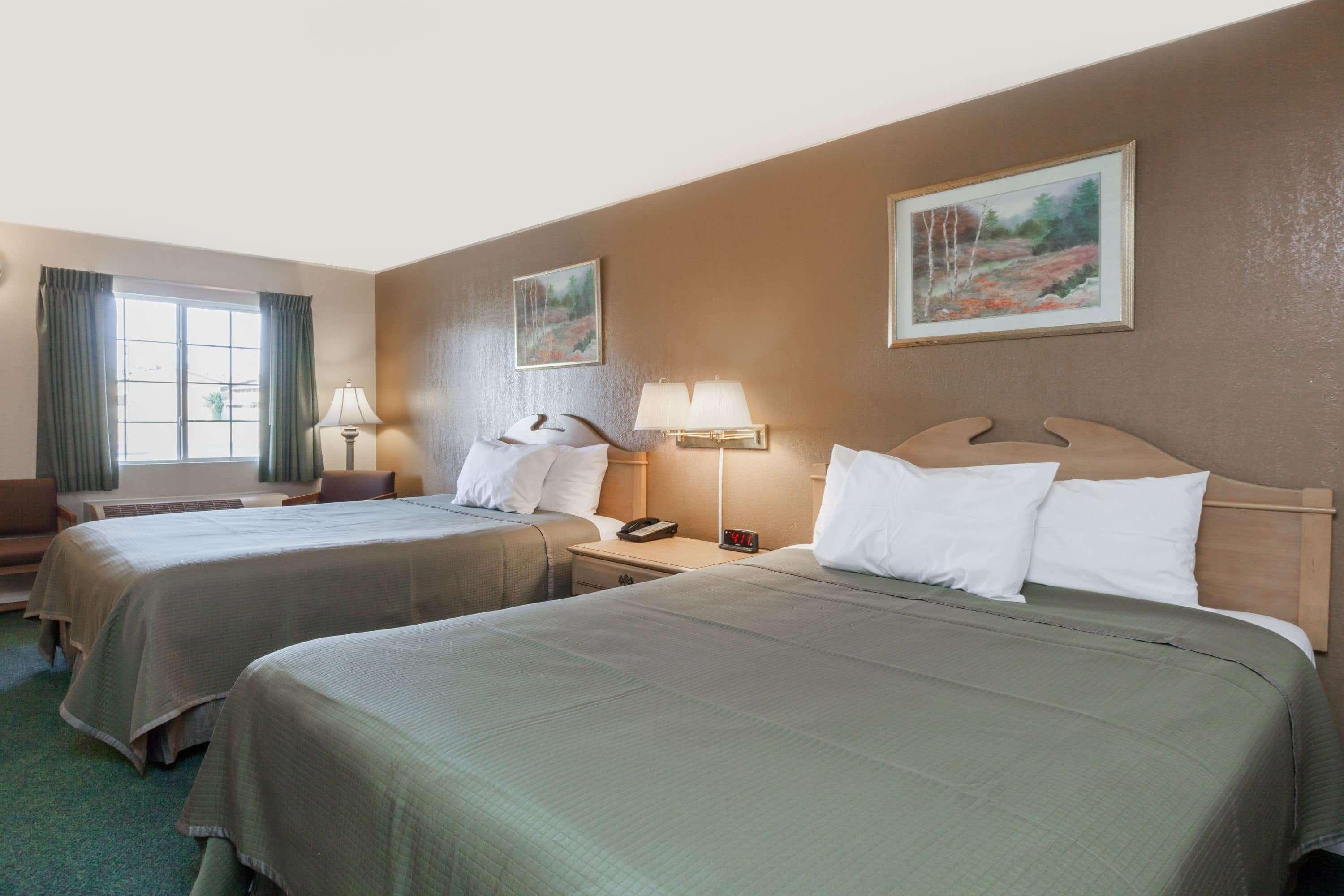 ฮาวเวิร์ด จอห์นสัน บาย วินด์แฮม เบเคอร์สฟิลด์ Hotel เบเกอร์สฟีลด์ ภายนอก รูปภาพ